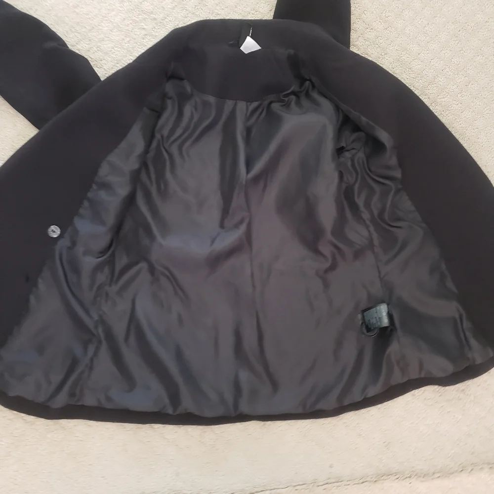 H&M Divided Jacket - Picture 4 of 10